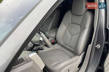 Внедорожник / Кроссовер Porsche Cayenne 2013 в 