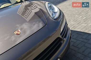 Позашляховик / Кросовер Porsche Cayenne 2014 в 