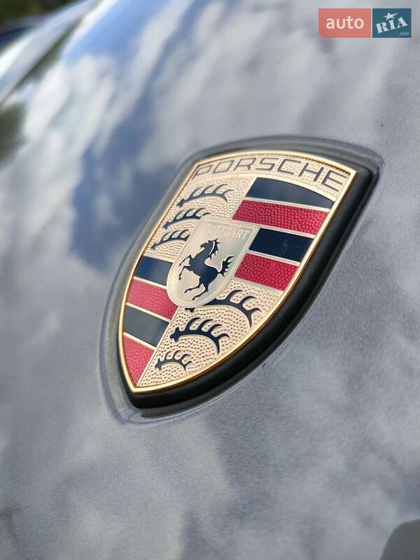 Внедорожник / Кроссовер Porsche Cayenne 2014 в Днепре