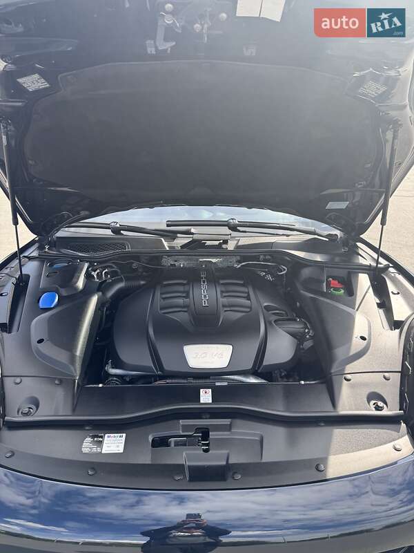 Внедорожник / Кроссовер Porsche Cayenne 2015 в Житомире фото 11 Внедорожник / Кроссовер Porsche Cayenne 2015 в Житомире