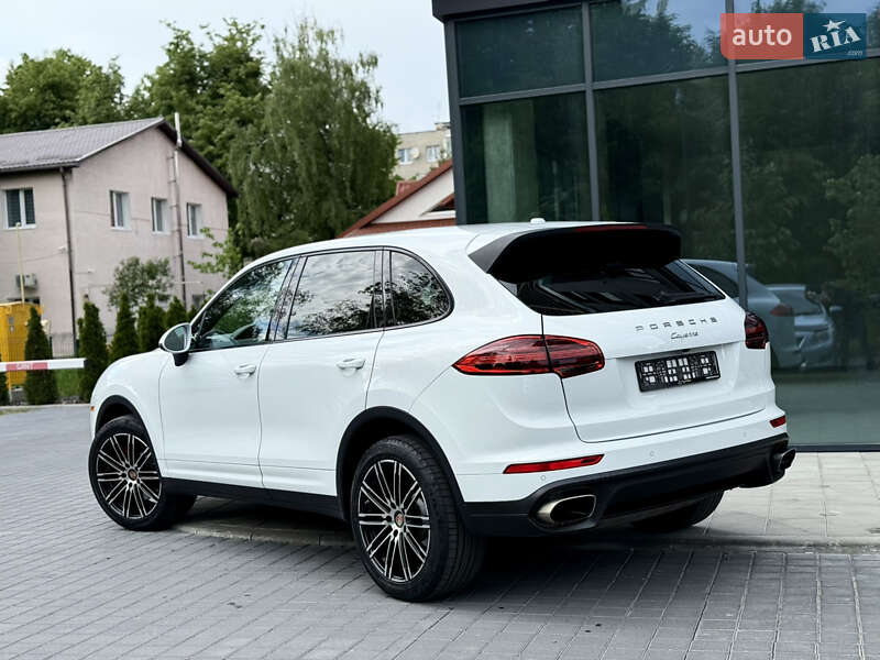 Позашляховик / Кросовер Porsche Cayenne 2015 в Львові фото 21 Позашляховик / Кросовер Porsche Cayenne 2015 в Львові