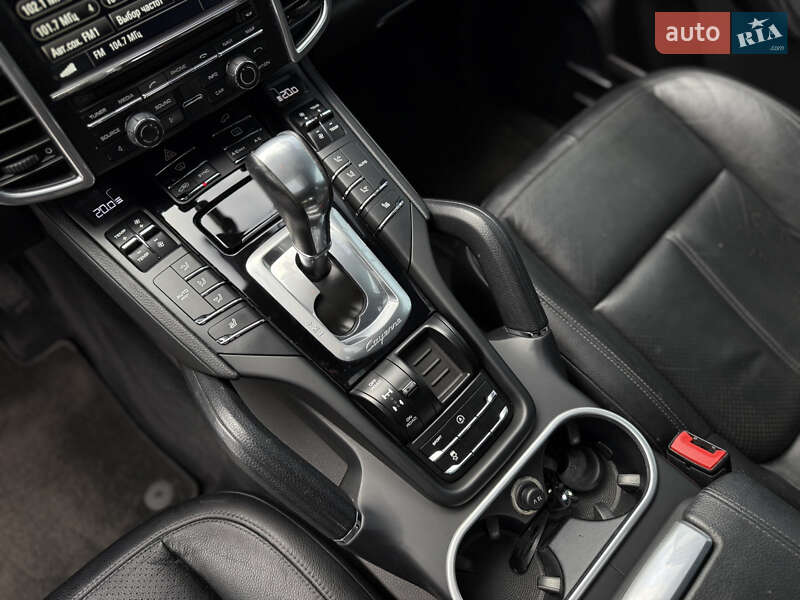 Позашляховик / Кросовер Porsche Cayenne 2015 в Львові фото 38 Позашляховик / Кросовер Porsche Cayenne 2015 в Львові