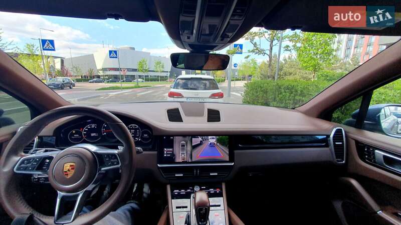 Внедорожник / Кроссовер Porsche Cayenne 2019 в Киеве