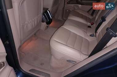 Внедорожник / Кроссовер Porsche Cayenne 2013 в 