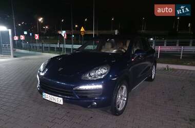 Внедорожник / Кроссовер Porsche Cayenne 2013 в 