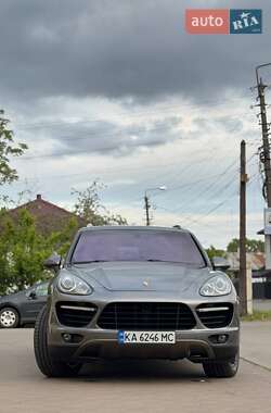 Внедорожник / Кроссовер Porsche Cayenne 2010 в 