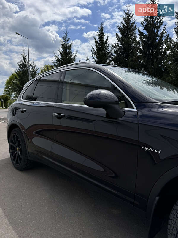 Позашляховик / Кросовер Porsche Cayenne 2010 в Коломиї