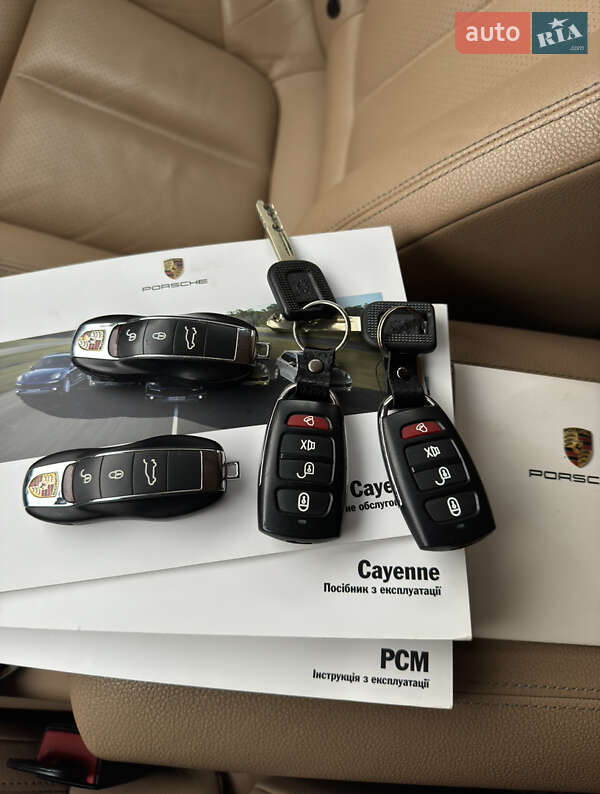 Позашляховик / Кросовер Porsche Cayenne 2010 в Коломиї