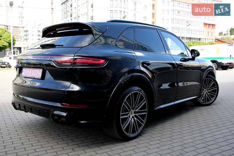 Внедорожник / Кроссовер Porsche Cayenne 2020 в Хмельницком фото 12 Внедорожник / Кроссовер Porsche Cayenne 2020 в Хмельницком