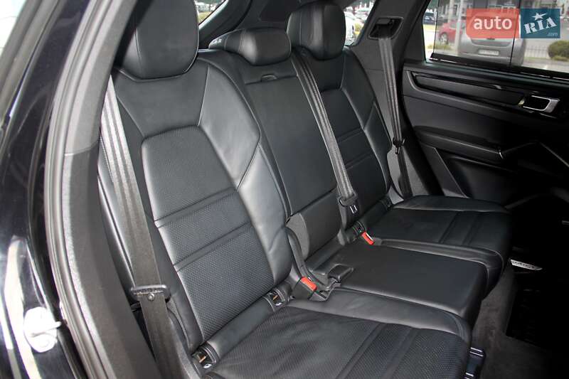 Внедорожник / Кроссовер Porsche Cayenne 2020 в Хмельницком фото 181 Внедорожник / Кроссовер Porsche Cayenne 2020 в Хмельницком