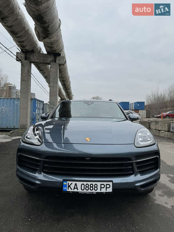 Внедорожник / Кроссовер Porsche Cayenne 2018 в Киеве