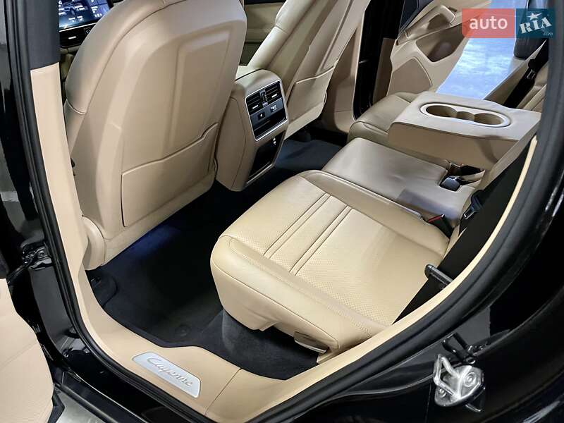 Внедорожник / Кроссовер Porsche Cayenne 2020 в Львове фото 39 Внедорожник / Кроссовер Porsche Cayenne 2020 в Львове