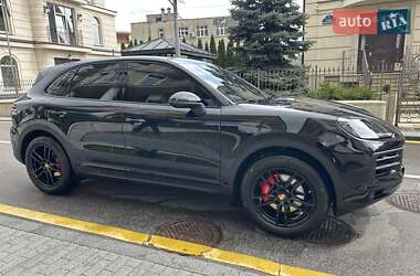 Внедорожник / Кроссовер Porsche Cayenne 2025 в 