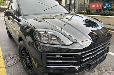 Внедорожник / Кроссовер Porsche Cayenne 2025 в 