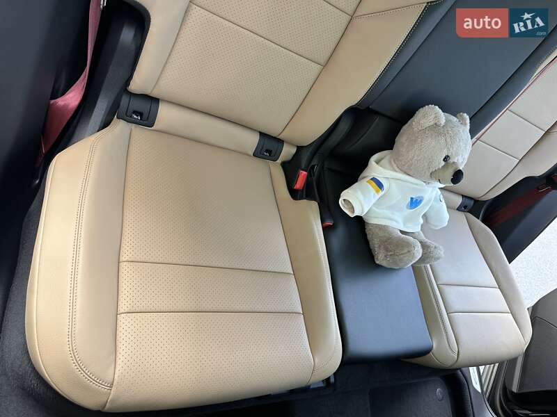 Внедорожник / Кроссовер Porsche Cayenne 2025 в Киеве фото 144 Внедорожник / Кроссовер Porsche Cayenne 2025 в Киеве