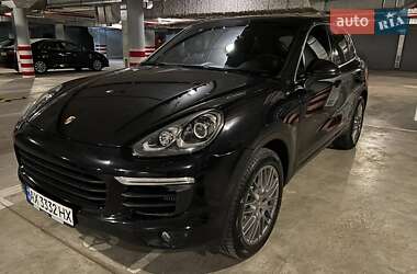 Позашляховик / Кросовер Porsche Cayenne 2014 в 