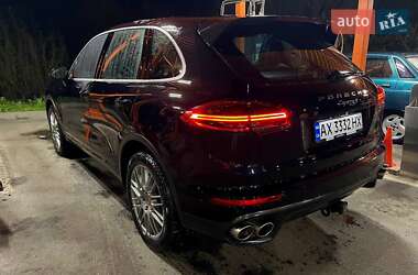 Позашляховик / Кросовер Porsche Cayenne 2014 в 