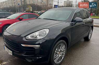 Позашляховик / Кросовер Porsche Cayenne 2014 в 