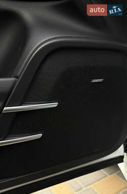 Внедорожник / Кроссовер Porsche Cayenne 2012 в 