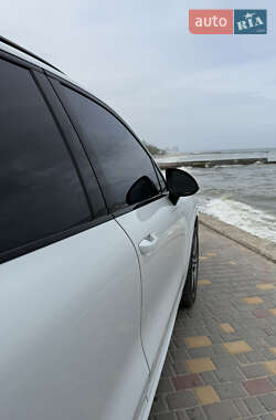 Внедорожник / Кроссовер Porsche Cayenne 2012 в 