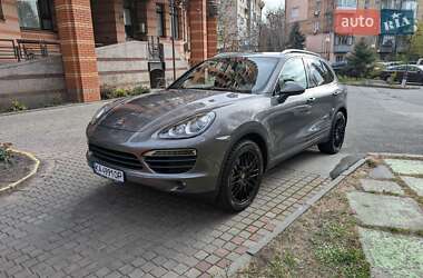 Позашляховик / Кросовер Porsche Cayenne 2010 в 