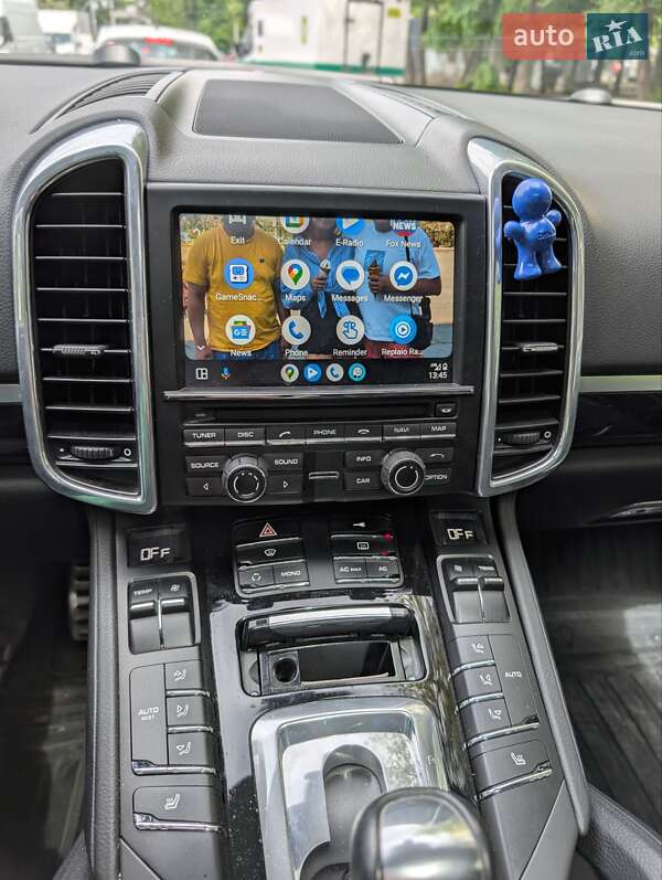 Позашляховик / Кросовер Porsche Cayenne 2010 в Києві