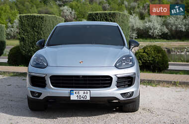 Внедорожник / Кроссовер Porsche Cayenne 2017 в Днепре