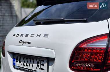 Внедорожник / Кроссовер Porsche Cayenne 2013 в 