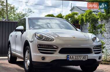 Позашляховик / Кросовер Porsche Cayenne 2013 в Запоріжжі