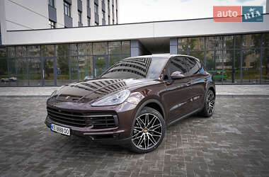 Внедорожник / Кроссовер Porsche Cayenne 2019 в 