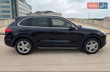 Внедорожник / Кроссовер Porsche Cayenne 2013 в 