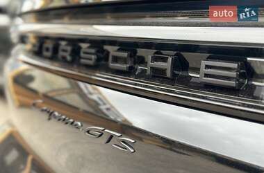 Внедорожник / Кроссовер Porsche Cayenne 2024 в 