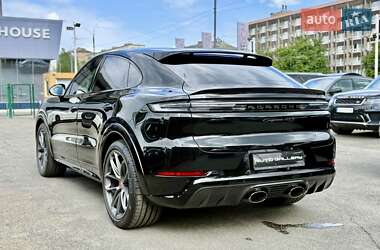 Внедорожник / Кроссовер Porsche Cayenne 2024 в 