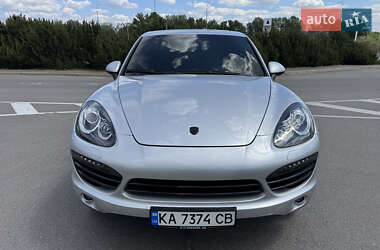 Внедорожник / Кроссовер Porsche Cayenne 2013 в 