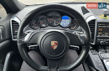 Позашляховик / Кросовер Porsche Cayenne 2012 в Хмельницькому
