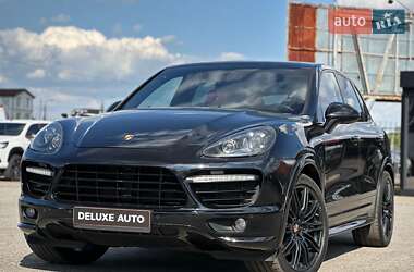 Внедорожник / Кроссовер Porsche Cayenne 2014 в 