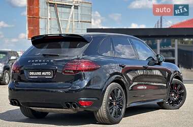 Внедорожник / Кроссовер Porsche Cayenne 2014 в 