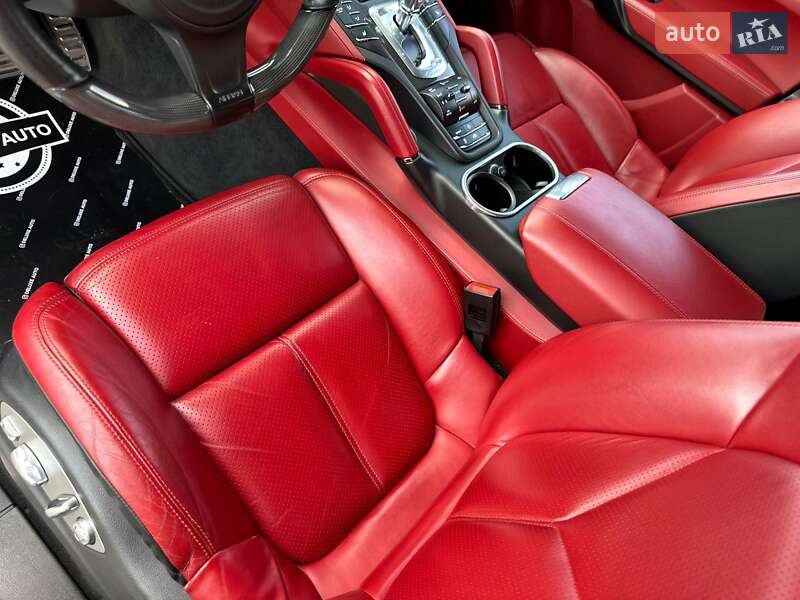 Внедорожник / Кроссовер Porsche Cayenne 2014 в Киеве