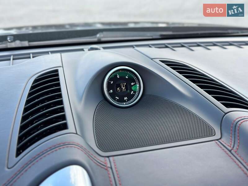 Внедорожник / Кроссовер Porsche Cayenne 2014 в Киеве