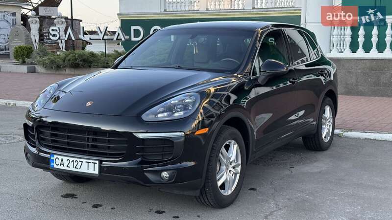 Внедорожник / Кроссовер Porsche Cayenne 2017 в Черкассах