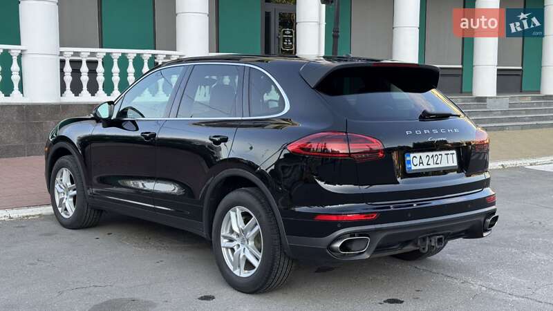 Внедорожник / Кроссовер Porsche Cayenne 2017 в Черкассах