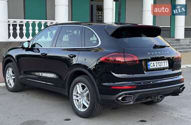 Внедорожник / Кроссовер Porsche Cayenne 2017 в 