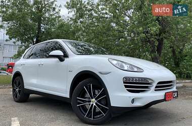 Внедорожник / Кроссовер Porsche Cayenne 2014 в 