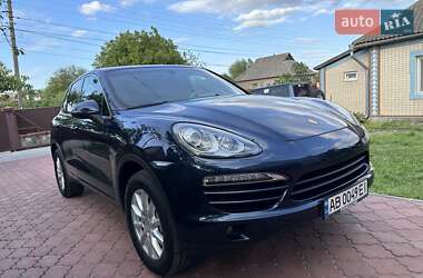 Внедорожник / Кроссовер Porsche Cayenne 2011 в 