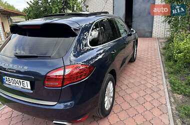 Внедорожник / Кроссовер Porsche Cayenne 2011 в 