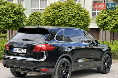 Позашляховик / Кросовер Porsche Cayenne 2010 в 