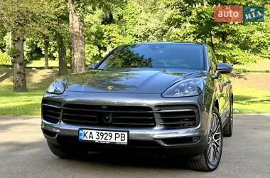 Позашляховик / Кросовер Porsche Cayenne 2019 в 