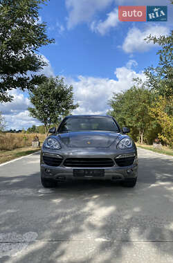 Внедорожник / Кроссовер Porsche Cayenne 2010 в 
