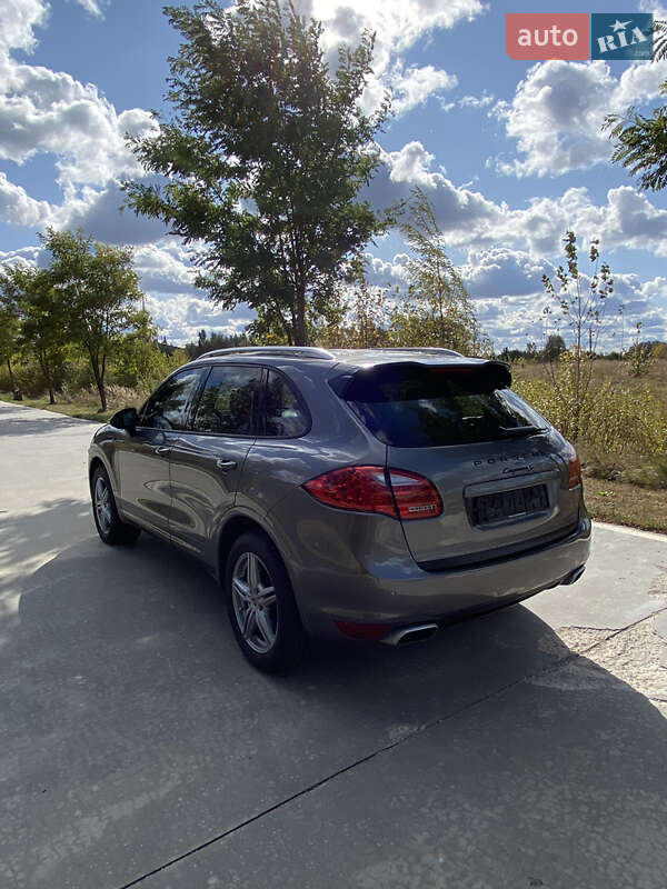 Позашляховик / Кросовер Porsche Cayenne 2010 в Києві фото 7 Позашляховик / Кросовер Porsche Cayenne 2010 в Києві