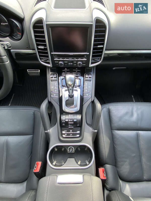 Позашляховик / Кросовер Porsche Cayenne 2010 в Києві фото 19 Позашляховик / Кросовер Porsche Cayenne 2010 в Києві